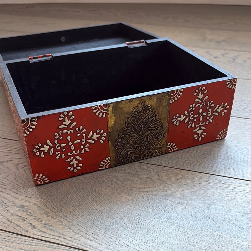Colorful Decorative Box - Picture 3 of 7